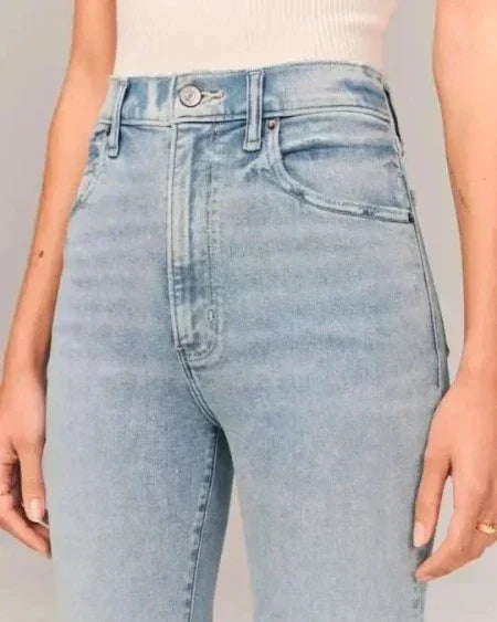 Valencia - High-Rise Flare Jeans